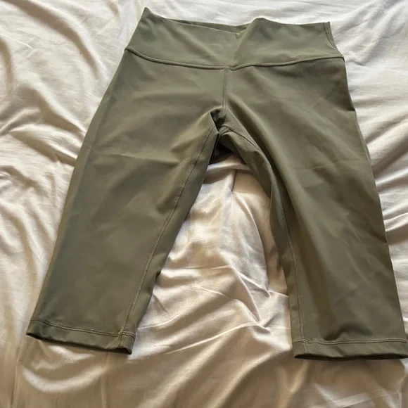 Lululemon Olive Green Leggings - Picture 1 of 3